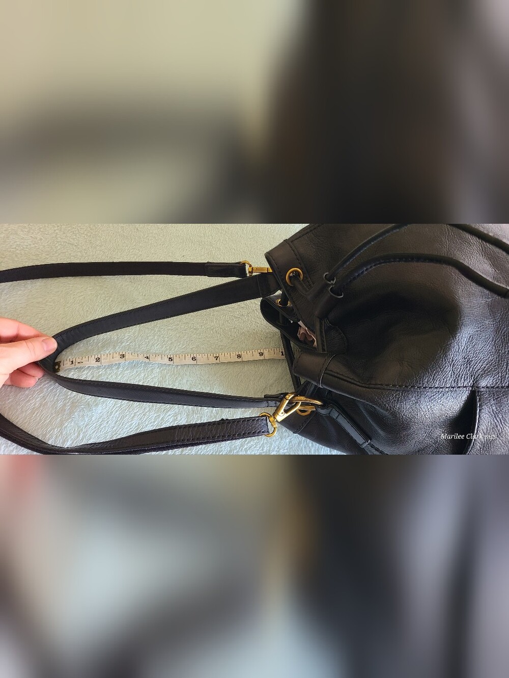 Vintage Fossil Black Leather Drawstring Shoulder Bag with Gold Hardware - Picture 11 of 13
